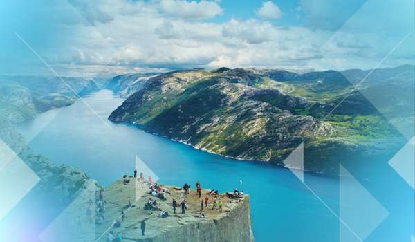 VR-Reise-Norwegen-Preikestolen